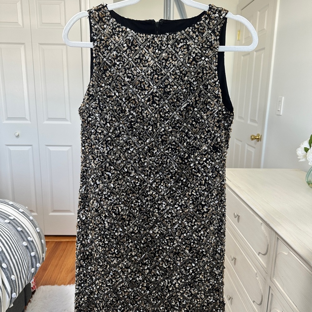 Alice + Olivia Black and Silver Textured Midi Dress
